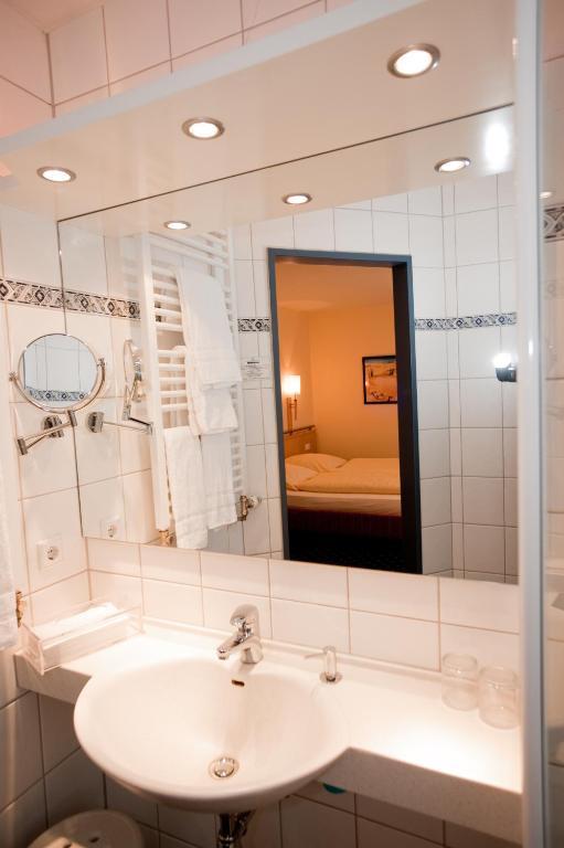 Akzent Hotel Hubertus メレ エクステリア 写真
